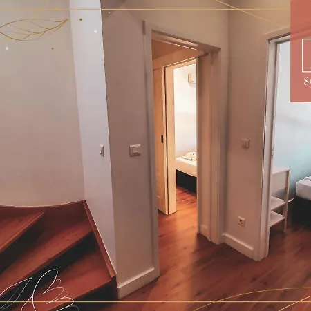 Apartment Yellow *